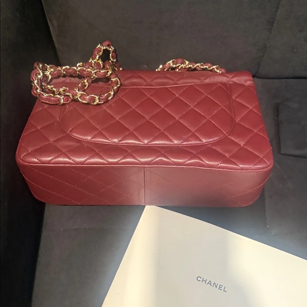 CHANEL Burgundy Quilted Shoulder Bag - Picture 12 of 15